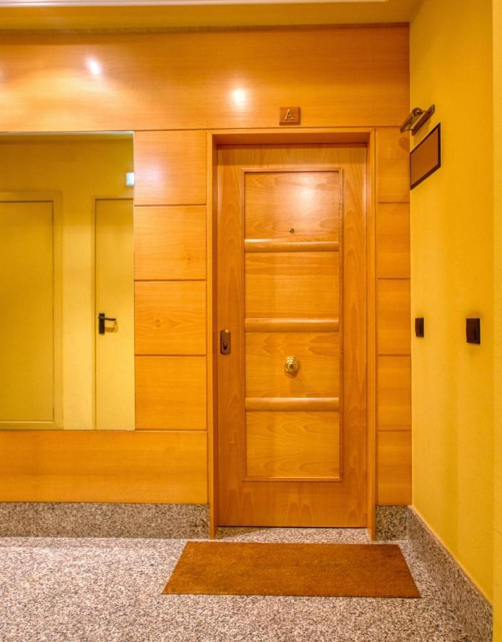El Loft De Berta Daire Oviedo Dış mekan fotoğraf